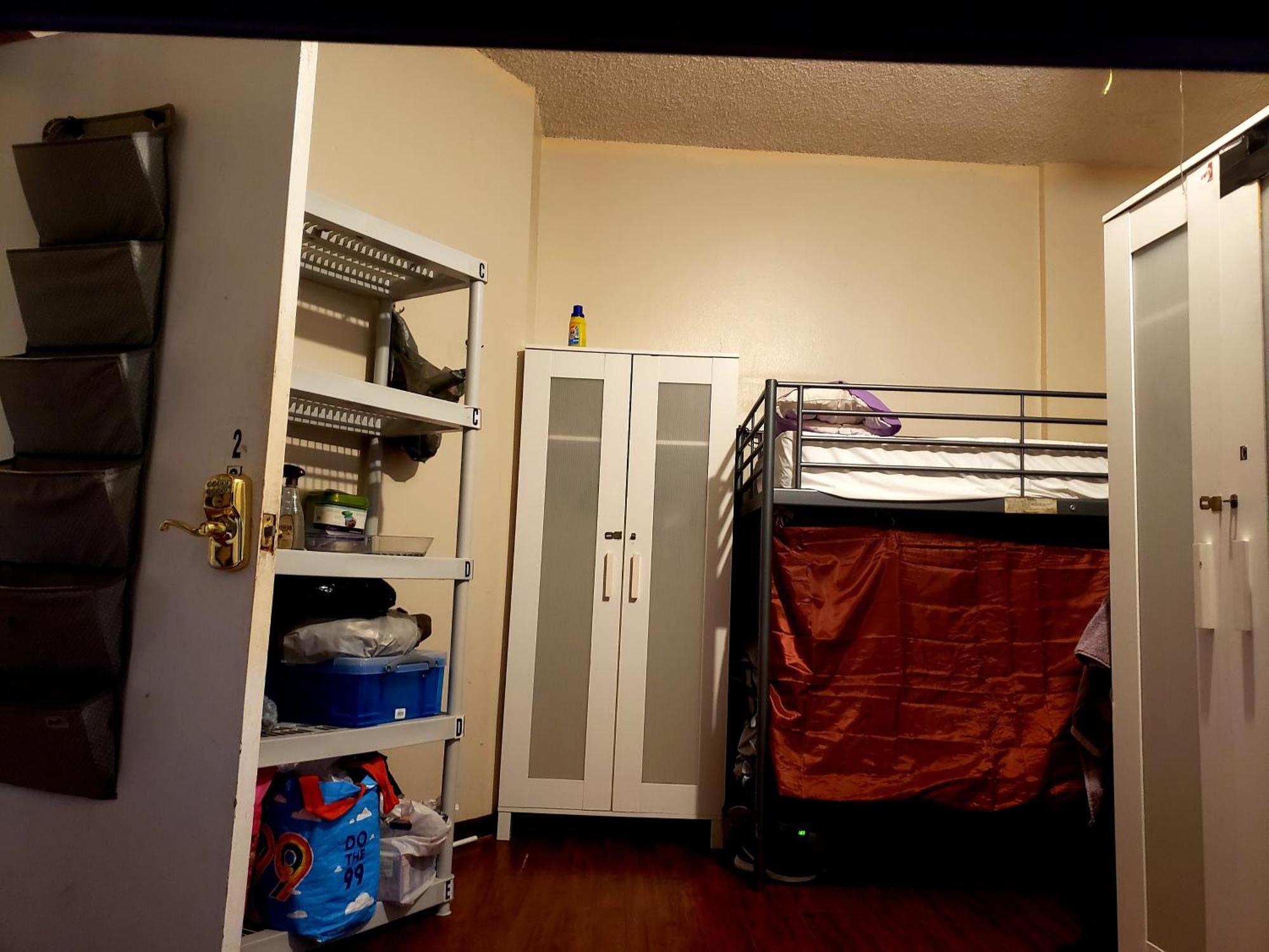 Fig House Students Artists Workers Dorm Hostel - Los Angeles — Photos 3
